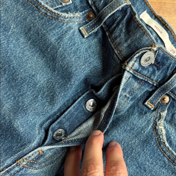 NWT Levi’s - Picture 9 of 15